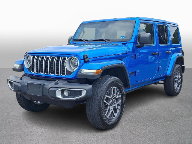 Used 2025 Jeep Wrangler Unlimited Sahara AWD/4WD image 1