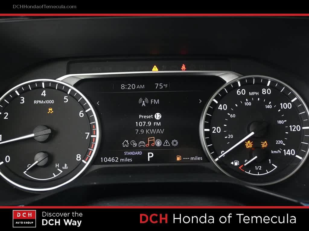 Used 2025 Nissan Pathfinder SV FWD image 7
