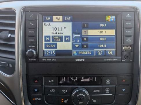 Used 2011 Jeep Grand Cherokee Limited image 35