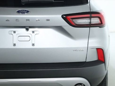 Used 2023 Ford Escape Active image 15