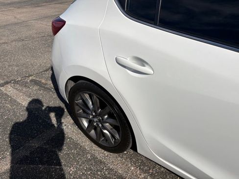 Used 2018 MAZDA MAZDA3 Touring image 7