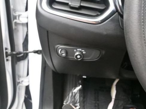 Used 2022 Chevrolet Equinox LS AWD/4WD image 20