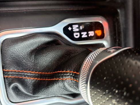 Used 2020 Jeep Gladiator Mojave image 14