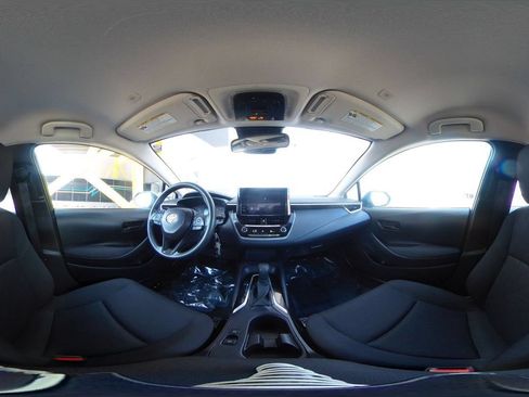 Used 2025 Toyota Corolla LE FWD image 46