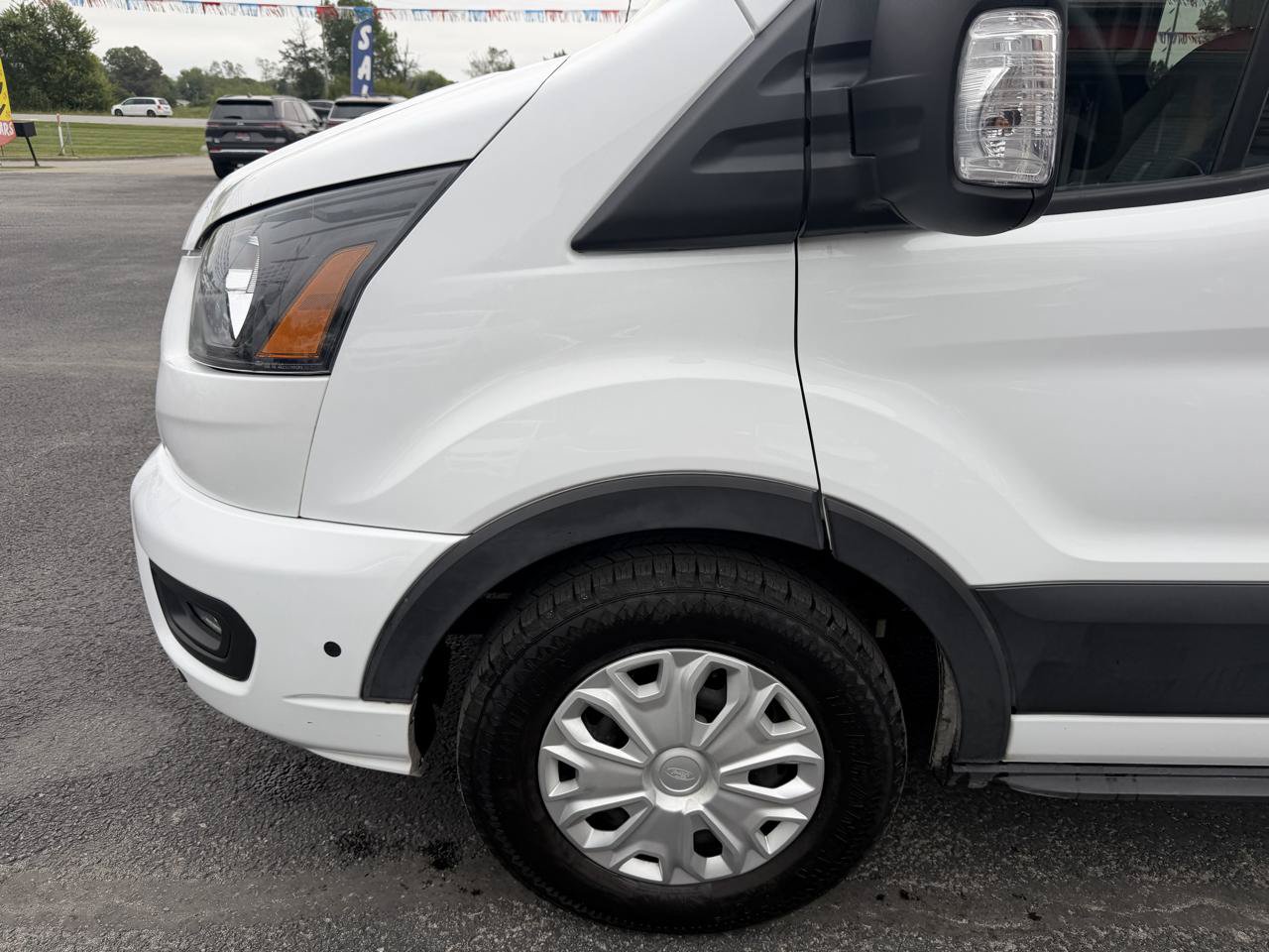 Used 2024 Ford Transit 350 XLT RWD image 12