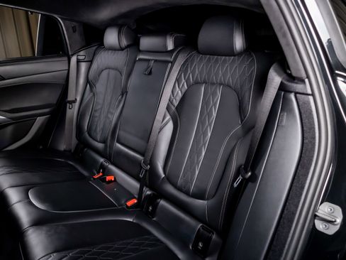 Used 2024 BMW X6 M60i image 25