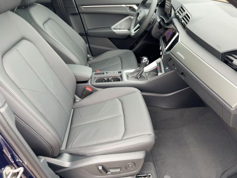 New 2025 Audi Q3 2.0T Premium image 30