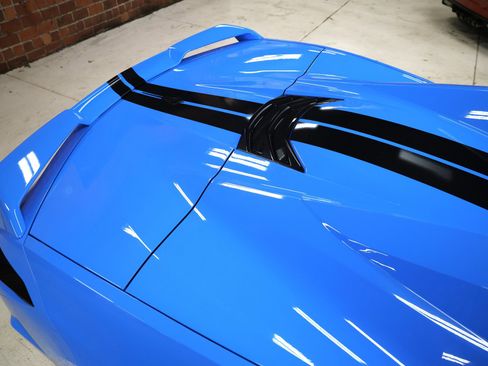 Used 2021 Chevrolet Corvette 2dr Stingray Conv w/ Z51 Performance Package image 36