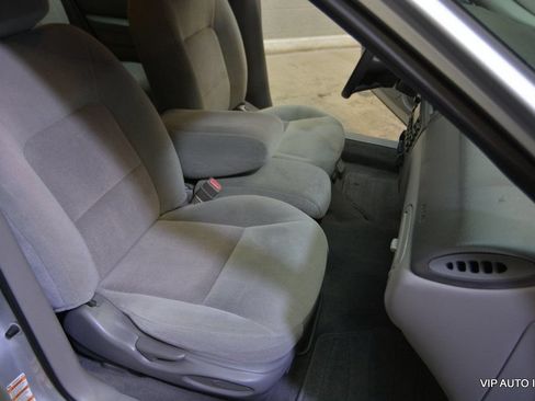 Used 2004 Mercury Sable GS FWD image 9