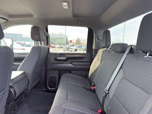 Used 2024 Chevrolet Silverado 2500 LT image 33