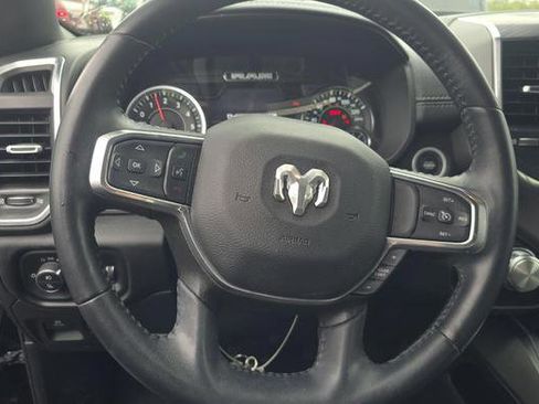 Used 2023 RAM 1500 Laramie AWD/4WD image 7