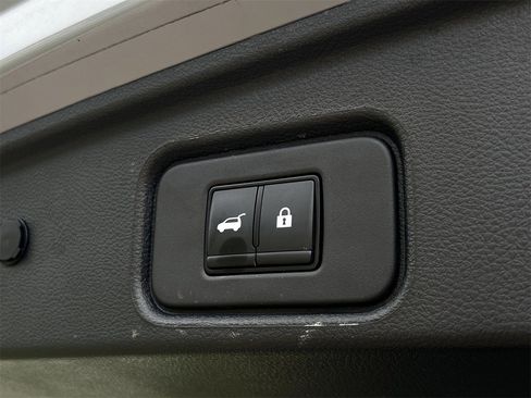 Certified 2023 Nissan Pathfinder Platinum w/ Cargo Package image 26