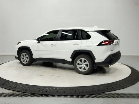 Used 2023 Toyota RAV4 LE AWD/4WD image 6
