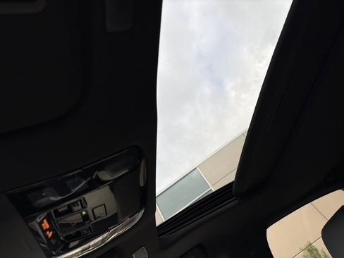 Used 2024 Lexus NX 250 FWD w/ Towing Package (2000 Lbs) image 28