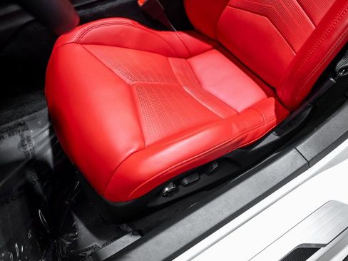 Used 2024 Chevrolet Corvette Stingray Premium Conv w/ 3LT image 31