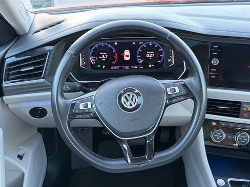 Used 2019 Volkswagen Jetta SEL image 16