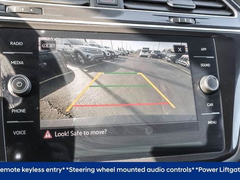 Certified 2024 Volkswagen Tiguan SE image 8