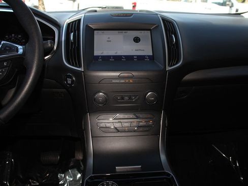 Used 2020 Ford Edge SEL w/ Convenience Package FWD image 16
