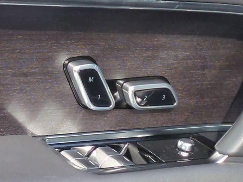 Certified 2023 Land Rover Range Rover Autobiography image 16