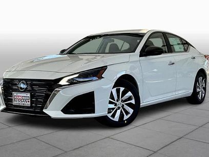 Certified 2025 Nissan Altima 2.5 S