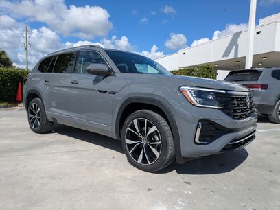 New 2026 Volkswagen Atlas SEL Premium R-Line