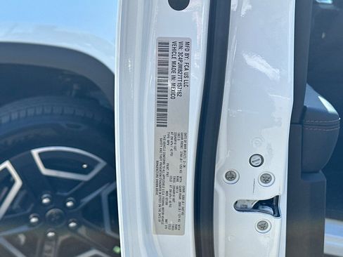 New 2026 Jeep Cherokee Limited AWD/4WD image 27
