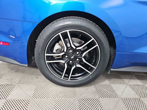 Used 2019 Ford Mustang Coupe w/ Equipment Group 101A RWD image 9