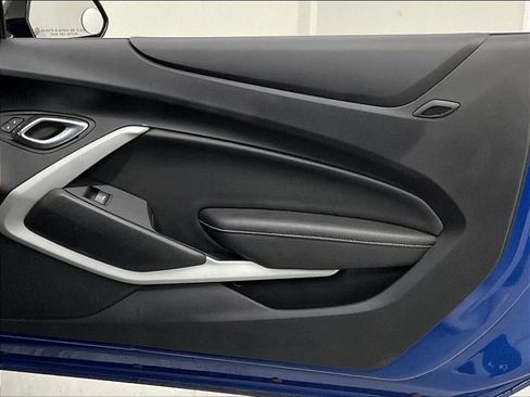 Used 2021 Chevrolet Camaro LT RWD image 18