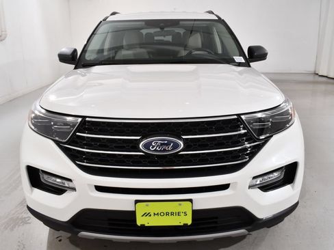 Used 2023 Ford Explorer XLT w/ Equipment Group 202A AWD/4WD image 3