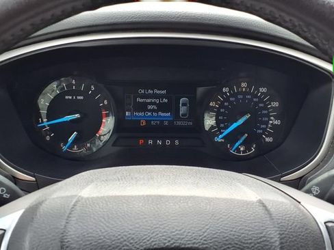 Used 2016 Ford Fusion SE w/ Equipment Group 201A FWD image 17