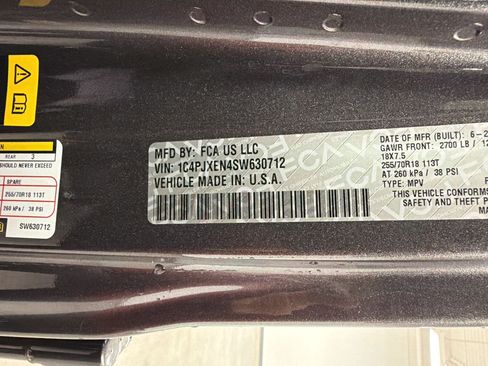 Used 2025 Jeep Wrangler Unlimited Sahara AWD/4WD image 26