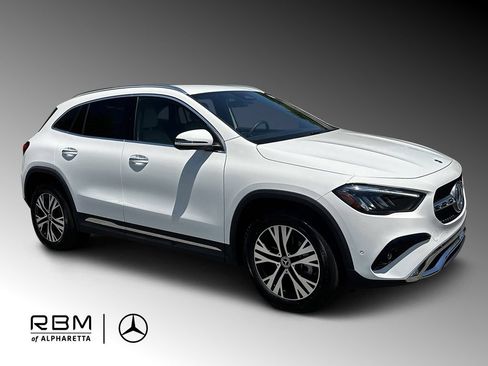 Certified 2025 Mercedes-Benz GLA 250 4MATIC image 1