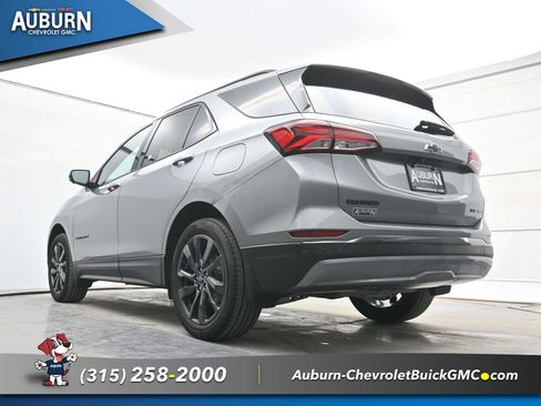 Used 2023 Chevrolet Equinox RS image 20