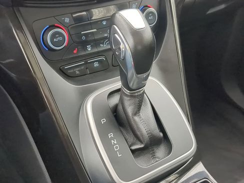 Used 2018 Ford C-MAX Titanium w/ Equipment Group 301A image 31