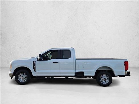 New 2026 Ford F250 XL w/ XL Chrome Package image 5