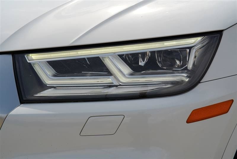 Used 2019 Audi SQ5 Prestige AWD/4WD image 32