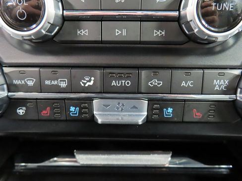 Used 2023 Ford F250 Lariat w/ Lariat Ultimate Package image 72