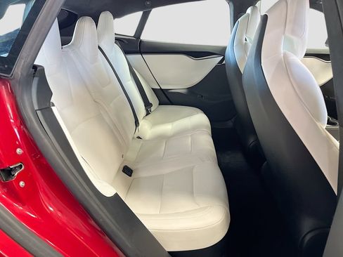 Used 2020 Tesla Model S Long Range AWD/4WD image 25