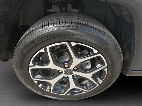 Used 2025 Jeep Compass Limited AWD/4WD image 33