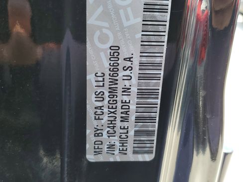 Used 2021 Jeep Wrangler Unlimited Sahara image 22