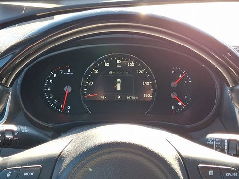 Used 2018 Kia Sorento SX image 24