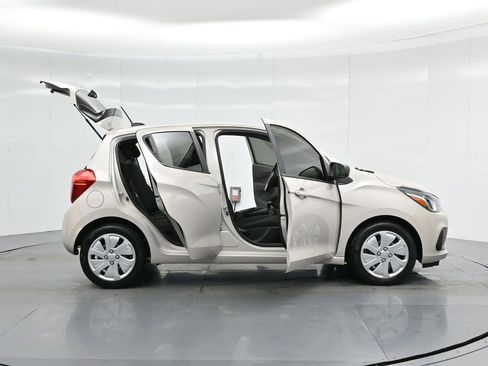 Used 2018 Chevrolet Spark LS image 5