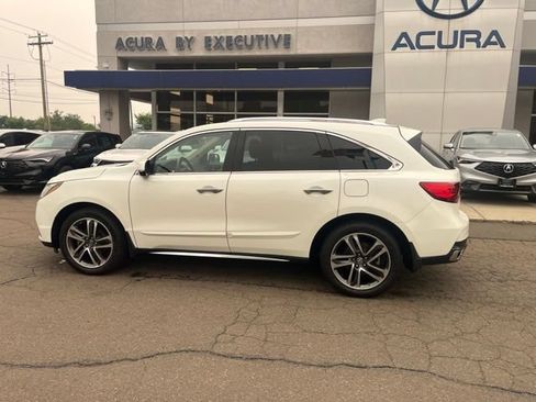 Used 2017 Acura MDX SH-AWD w/ Advance Package image 5