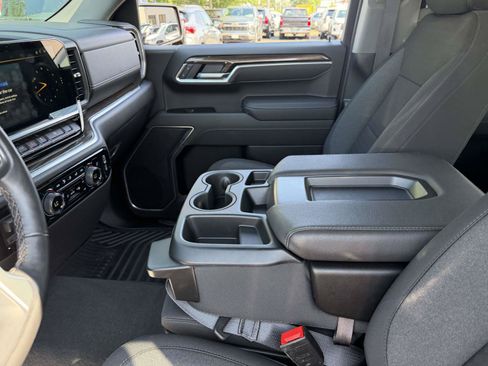 Certified 2026 Chevrolet Silverado 1500 LT AWD/4WD image 11