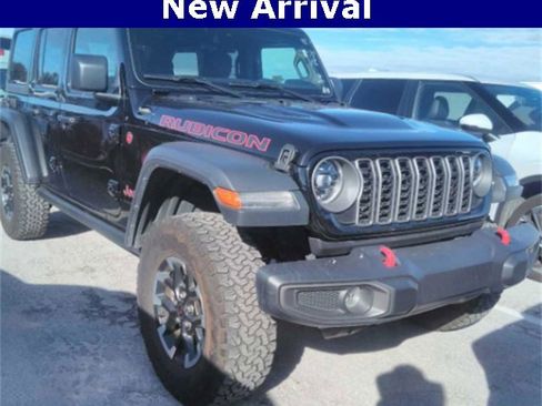 Used 2025 Jeep Wrangler Rubicon image 1