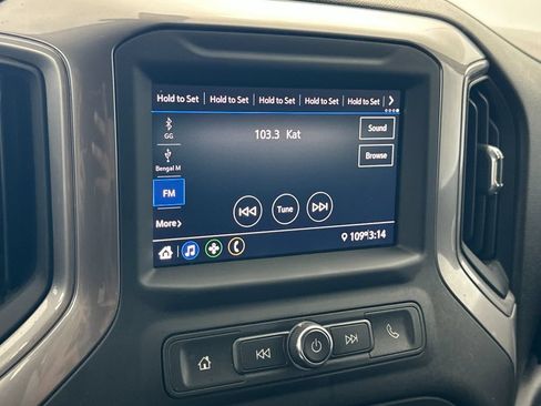 Used 2022 Chevrolet Silverado 1500 Custom w/ LPO, Dark Essentials Package AWD/4WD image 16