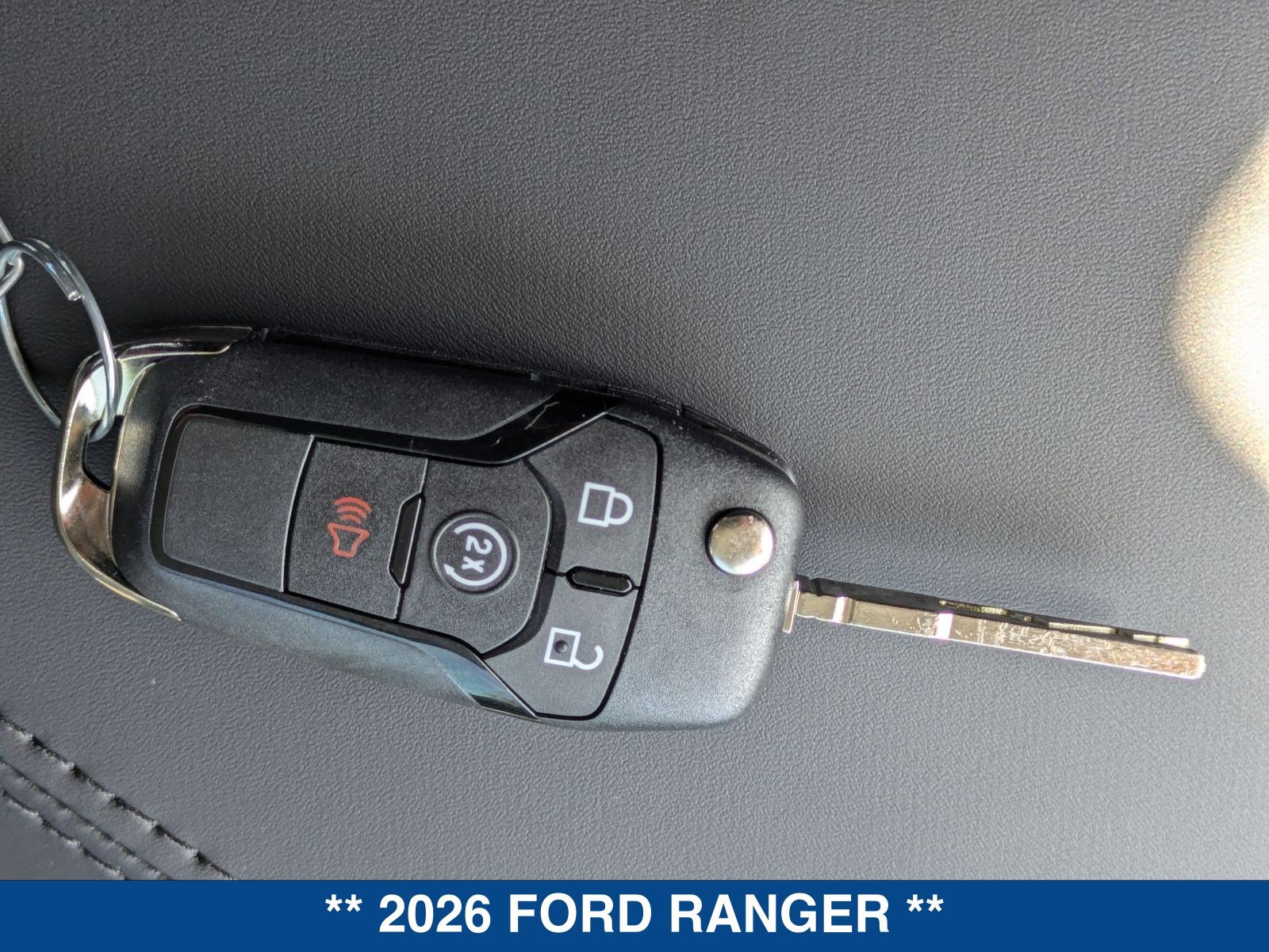 New 2026 Ford Ranger XLT w/ Black Appearance Package RWD image 34