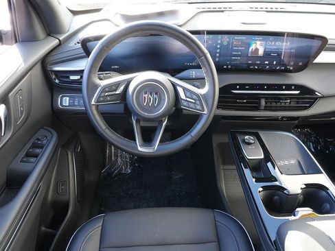 Used 2025 Buick Enclave Preferred image 20