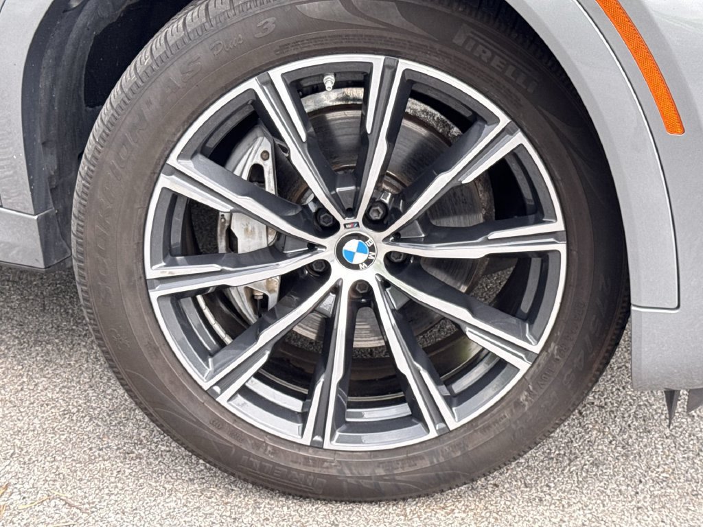 Certified 2025 BMW X6 xDrive40i AWD/4WD image 19