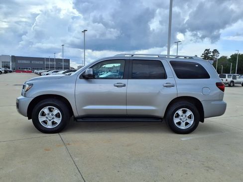Certified 2018 Toyota Sequoia SR5 w/ Premium Package RWD image 8